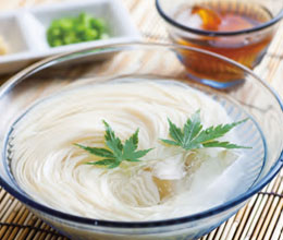 ������p���������i