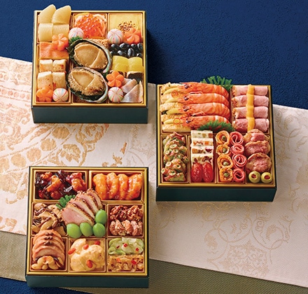 賛否両論×オステリアルッカ 東4丁目×熱海 美虎本店 監修コラボレーション和洋中おせち